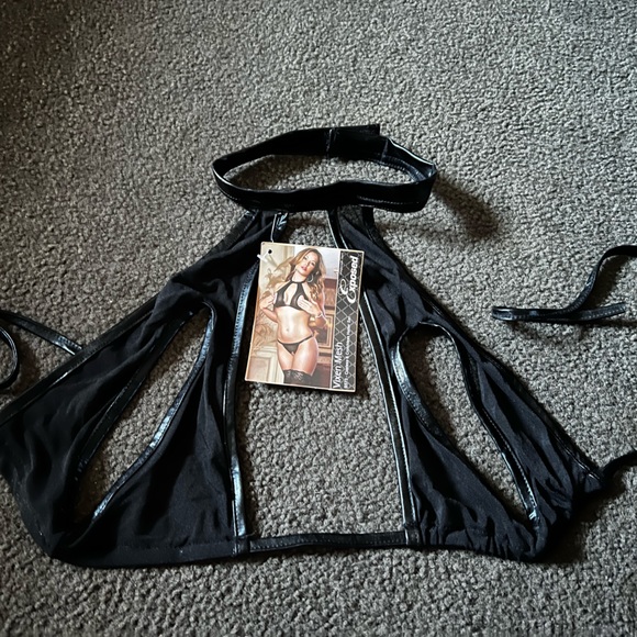 NWT Alluring sexy bra and knickers set. Black. Cup less & crotchless lingerie. - Picture 3 of 8